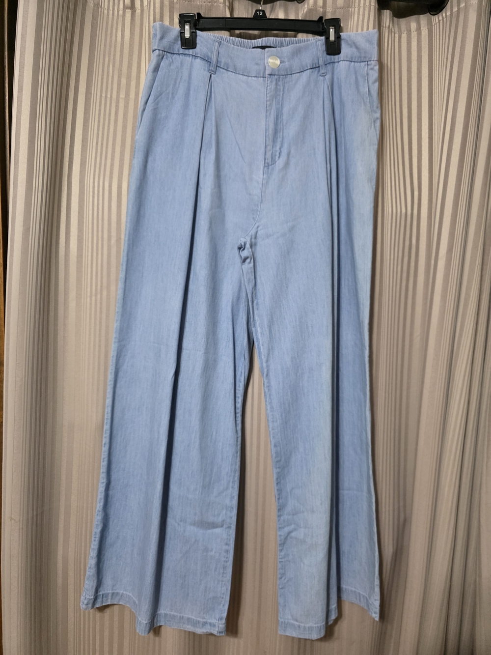 BCBGeneration Light Blue Elastic Waist High-Rise Pants. NWOT